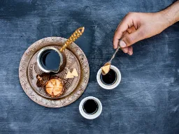 لاتيه مثلج